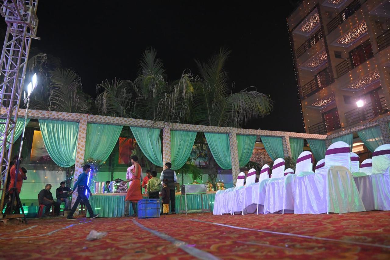 Jjk Rukmini Vilas Hotel & Banquet ムザッファルプル エクステリア 写真